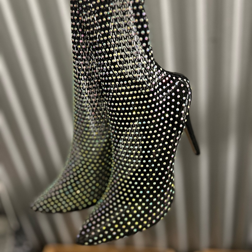 Elegant Black Rhinestone Heeled Boots